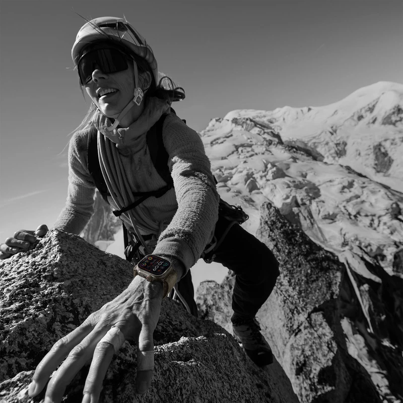 ساعت هوشمند اپل مدل Ultra 2 Titanium Case Trail Loop 49mm - Image 5